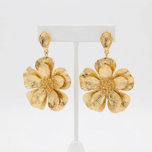 Flower earrings detail shot